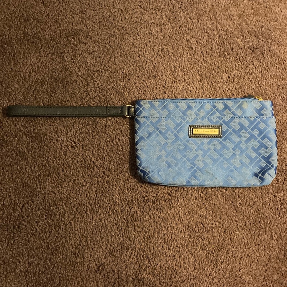 Tommy Hilfiger wristlet